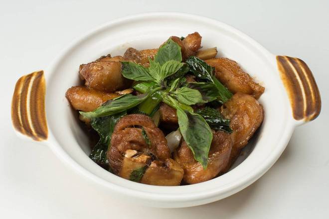 Chicken with Three Spices 三杯雞